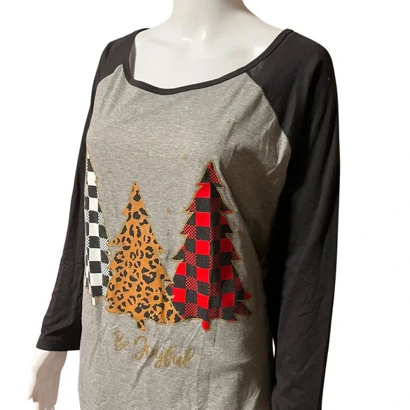 #12 Holiday Time Tee - Picture 6 of 11